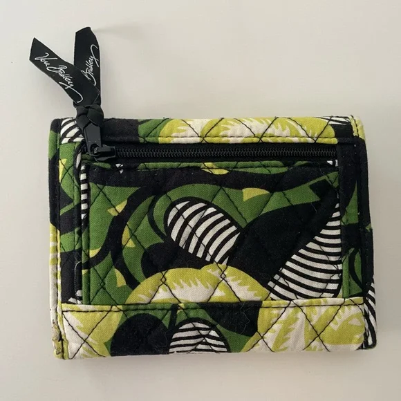 Vera Bradley La Neon Rose Euro Wallet Trifold Green Black Chartreuse Floral - Picture 2 of 7